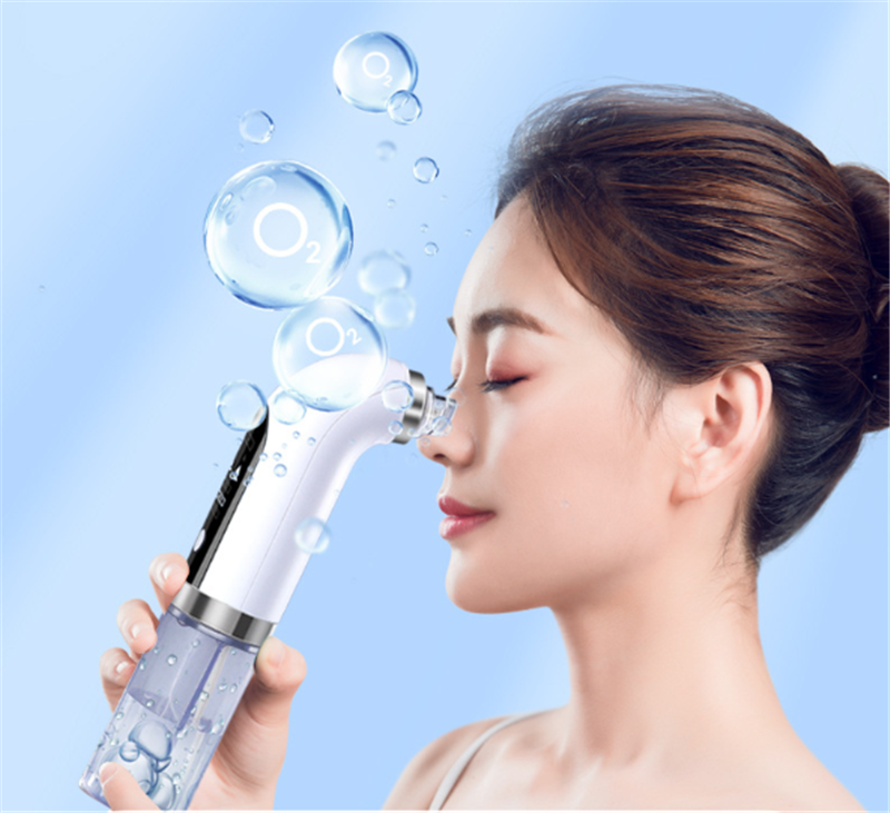 Skin pore cleaner tool for gentle and effective cleansing